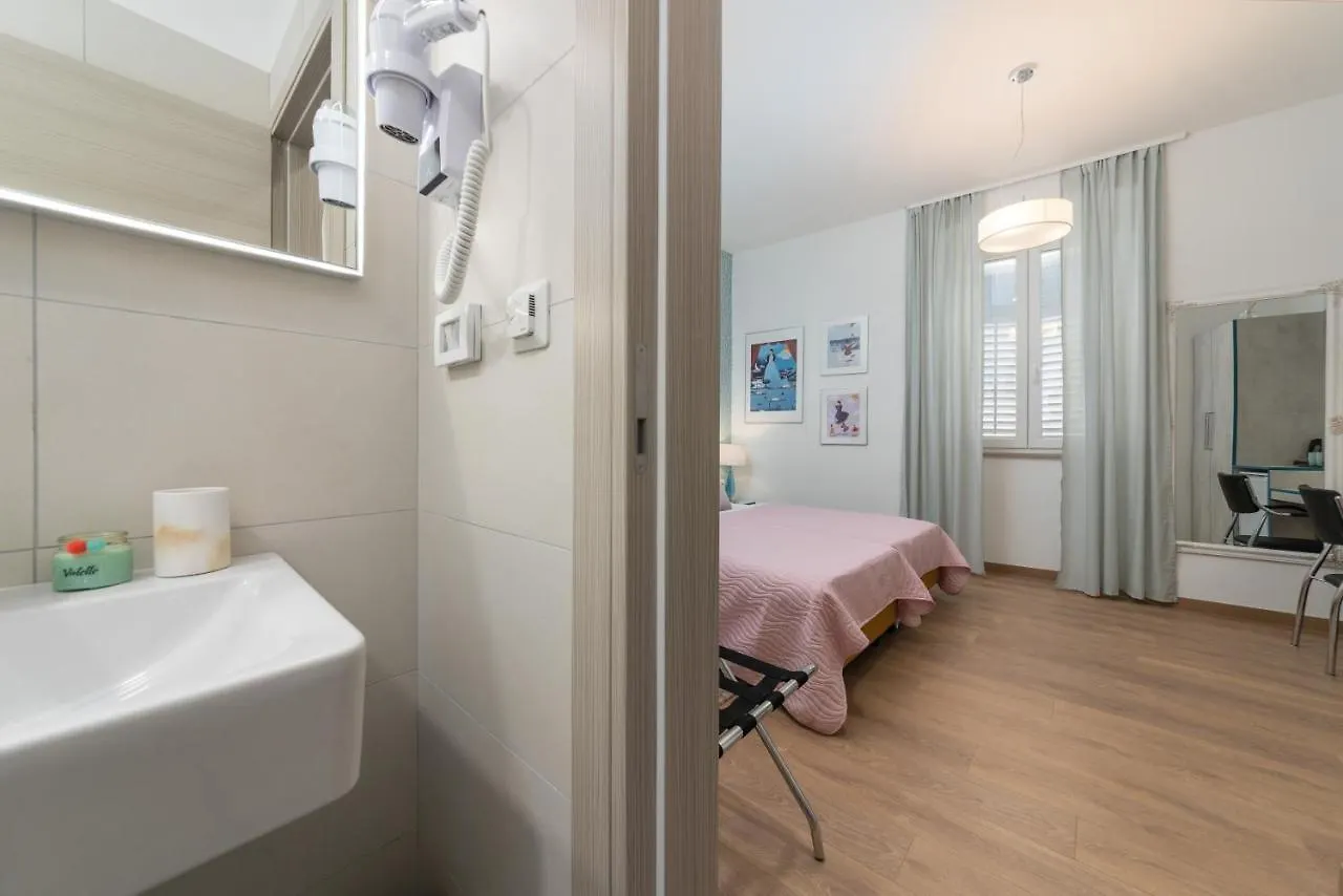 ** Guest house Polesana Rooms Pula Croatia